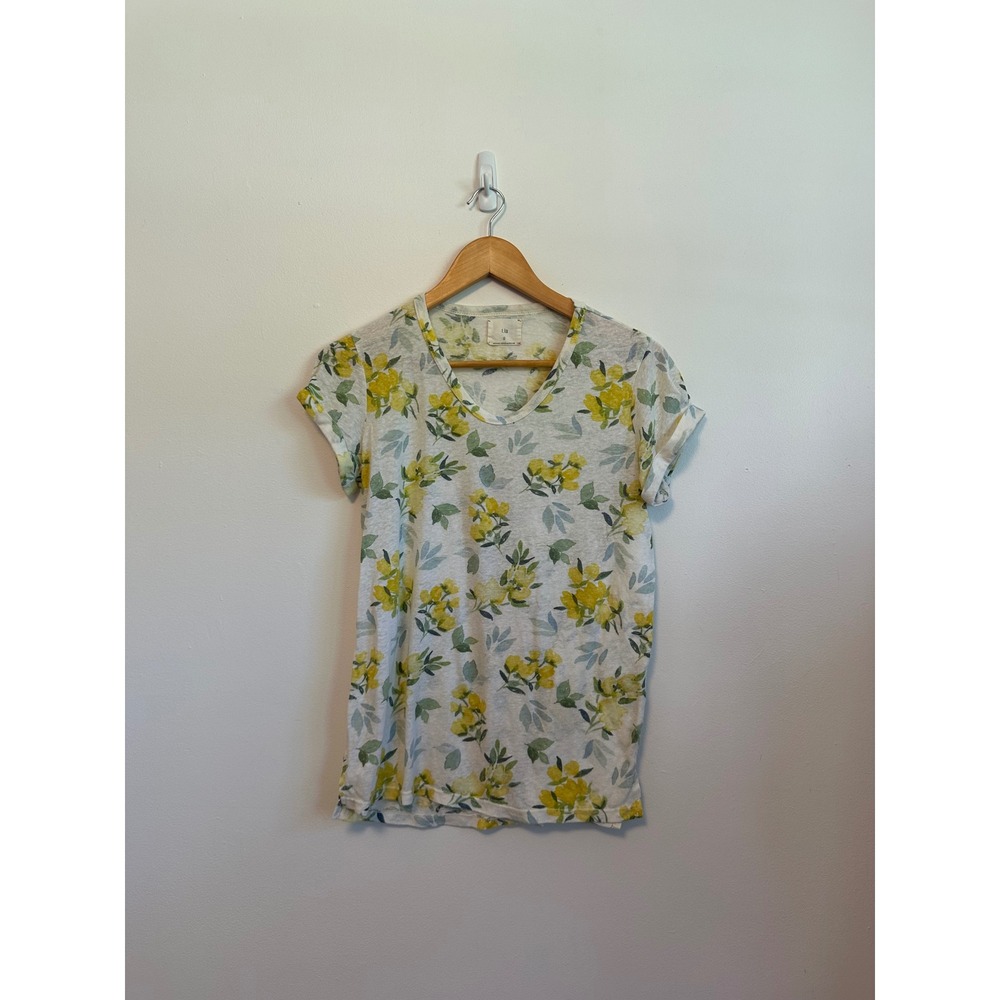 t.la Anthropologie Yellow Floral Scoop Neck Short Sleeve T-Shirt | Size Small